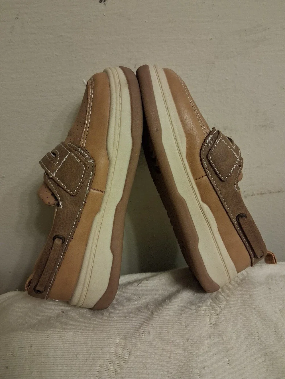 OshKosh B'gosh Kids' Tan Slip-On Sneakers size 9M, 5.5 Inches Inside